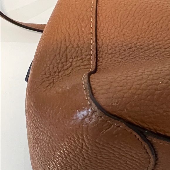 Kate Spade Tan Leather Shoulder Bag with three compartments. - Picture 12 of 12